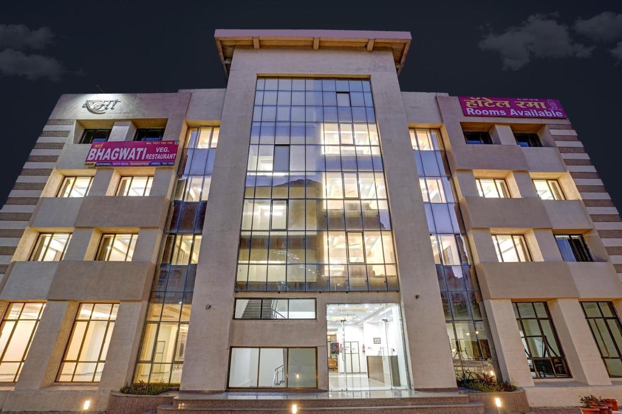 Townhouse Oak Hotel Rama Насик Экстерьер фото
